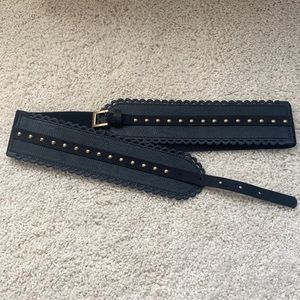 Torrid size 1 black scalloped buckle belt